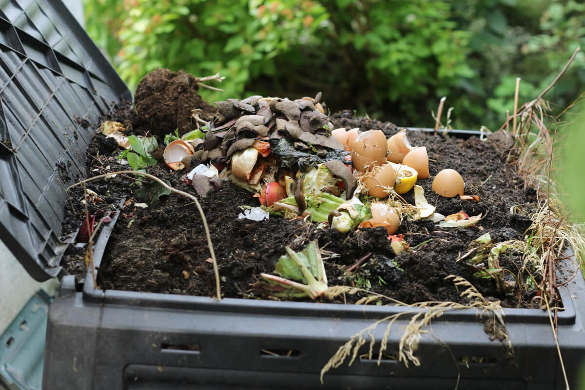 DIY Homemade Organic Hydroponic Nutrients